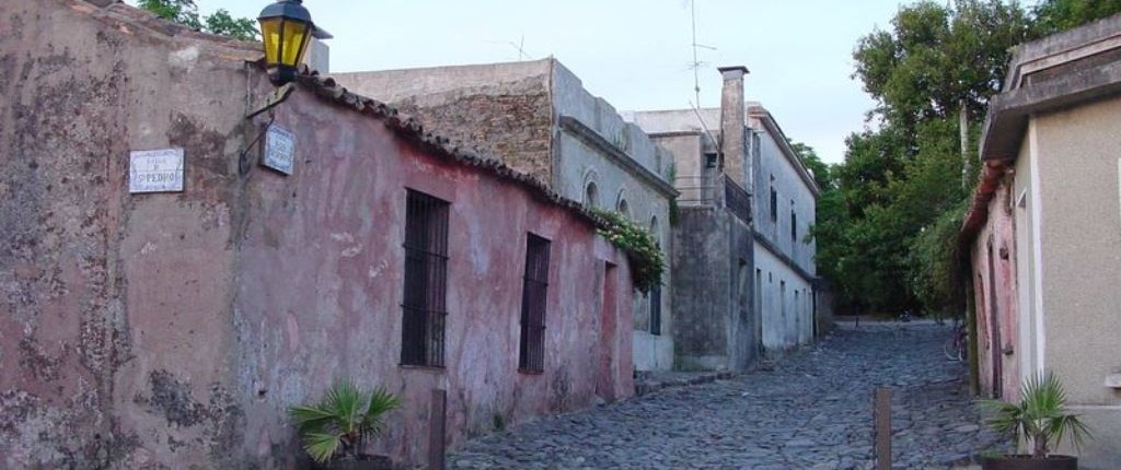 Day trips per destination - Colonia, Uruguay